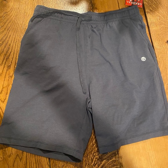 G Gradual shorts - Picture 2 of 2